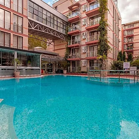 Tarsis Club And Aquapark Hotell Nesebar