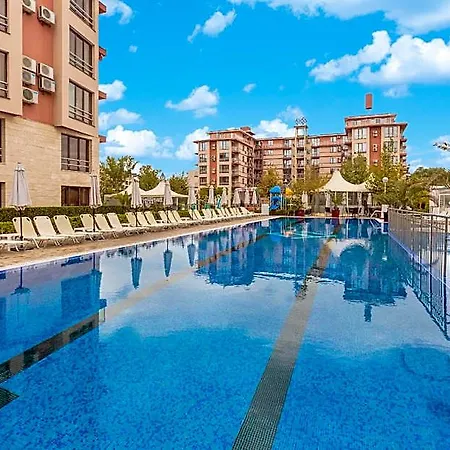 Hotell Tarsis Club And Aquapark