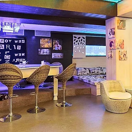 Hotell Tarsis Club And Aquapark